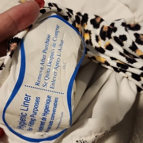 Ann Taylor leopard bathing suit - Picture 4 of 4